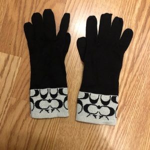 Coach Knit Gloves